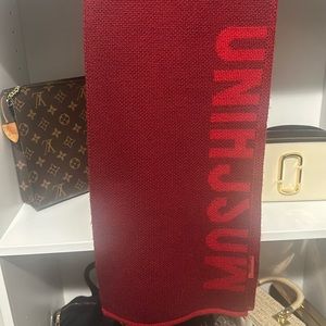 Moschino scarf